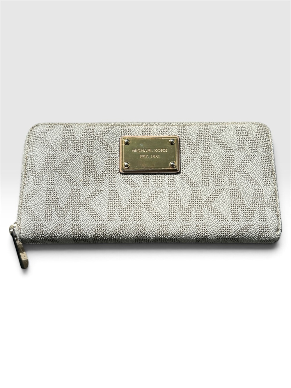 ⬜️ Michael Kors Jet Set Travel Continental Zip Wallet Vanilla White MK Logo